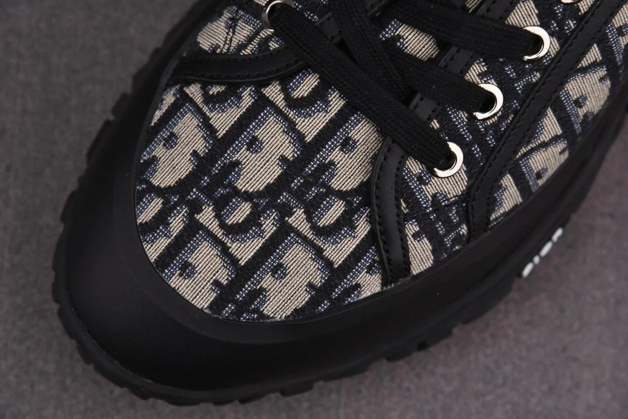 디올 B28 디오리존 스니커즈