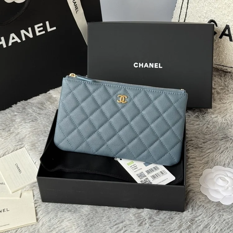 샤넬  캐비어 클래식 샴페인 골드 파우치 AP1071