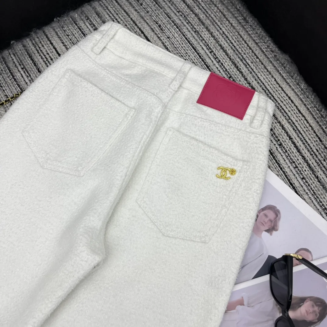 샤넬 로고 메탈 데님 팬츠 화이트 상세 이미지 6