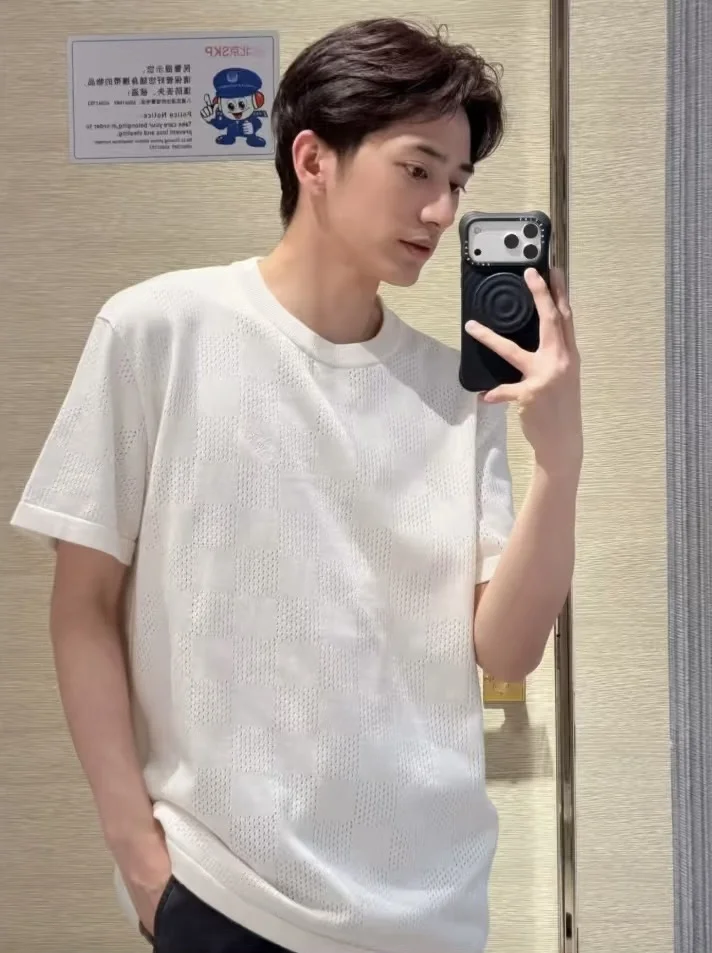 루이비통 체커 보드 티셔츠 화이트