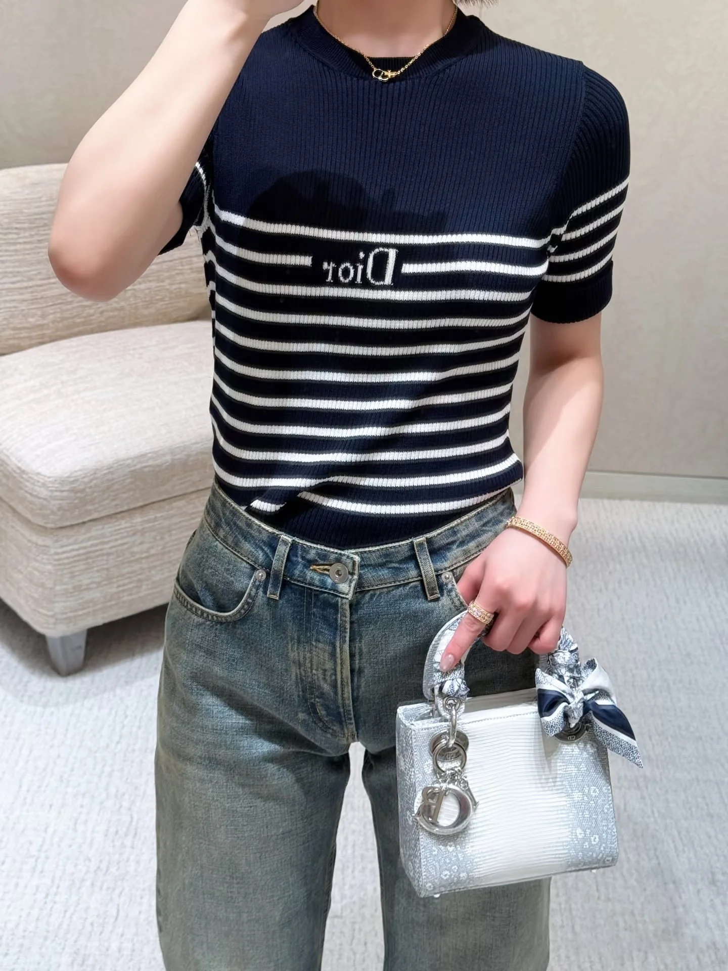 디올 디오리비에라 반팔 슬림핏 스웨터 (3color)