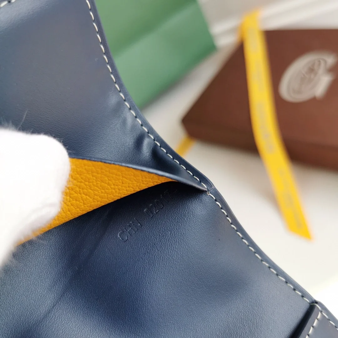 고야드 그르넬 여권 케이스 네이비