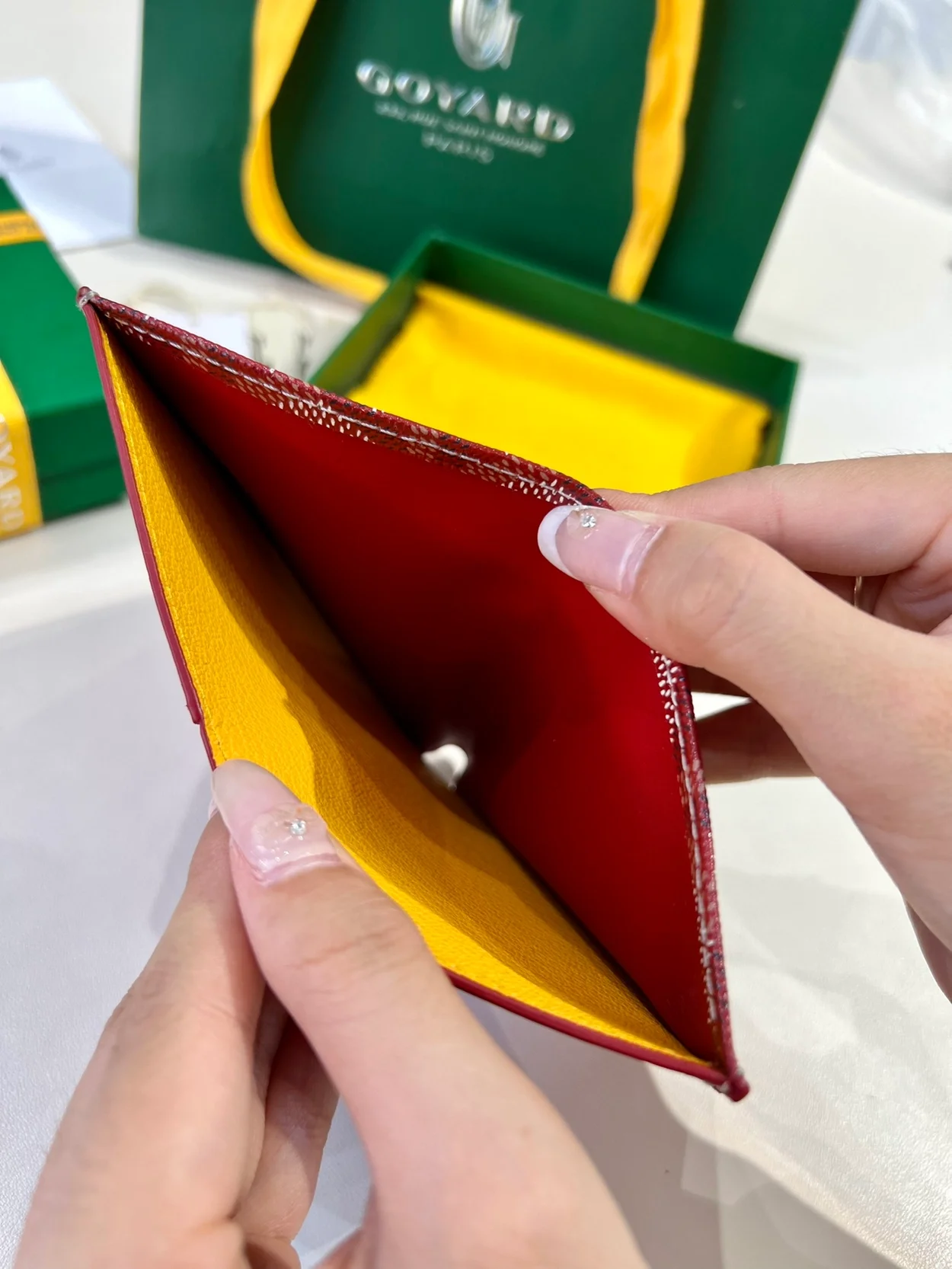 고야드 생피에르 카드 홀더 레드