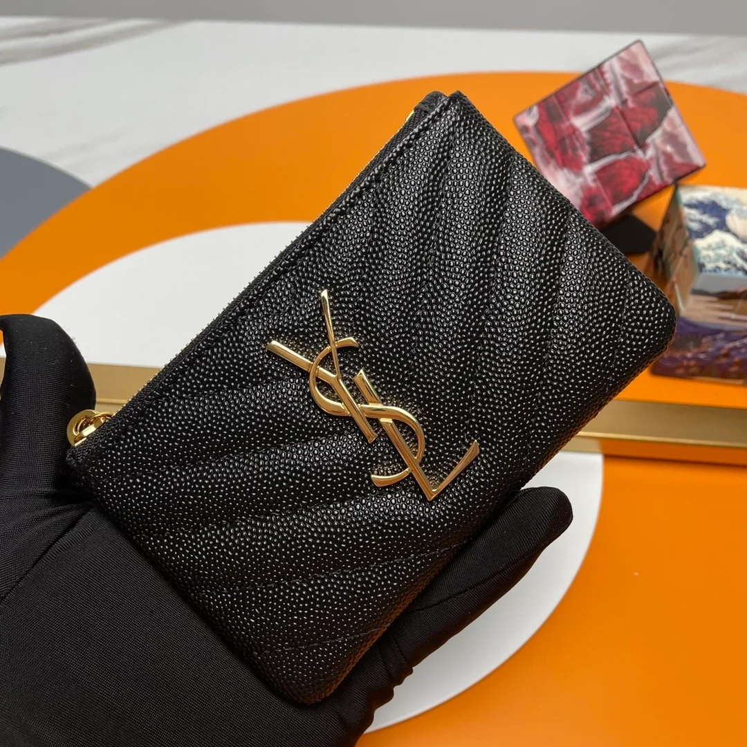 생로랑 마틀라세 프라그망 케이스 골드