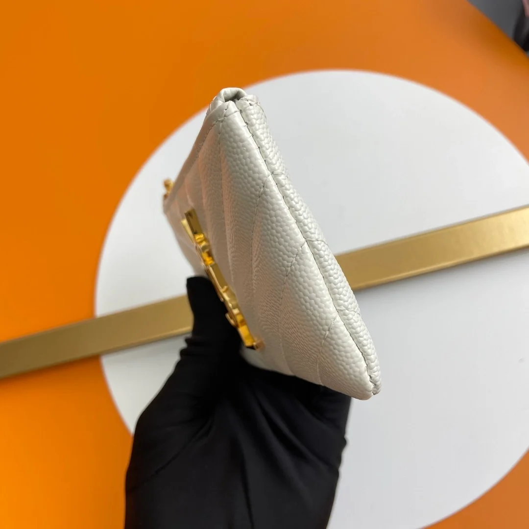 생로랑 마틀라세 프라그망 케이스 화이트 골드