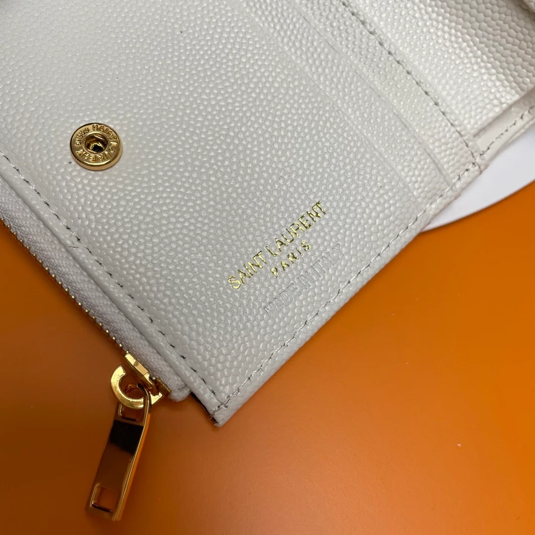 생로랑 모노그램 2단 지갑 화이트 골드