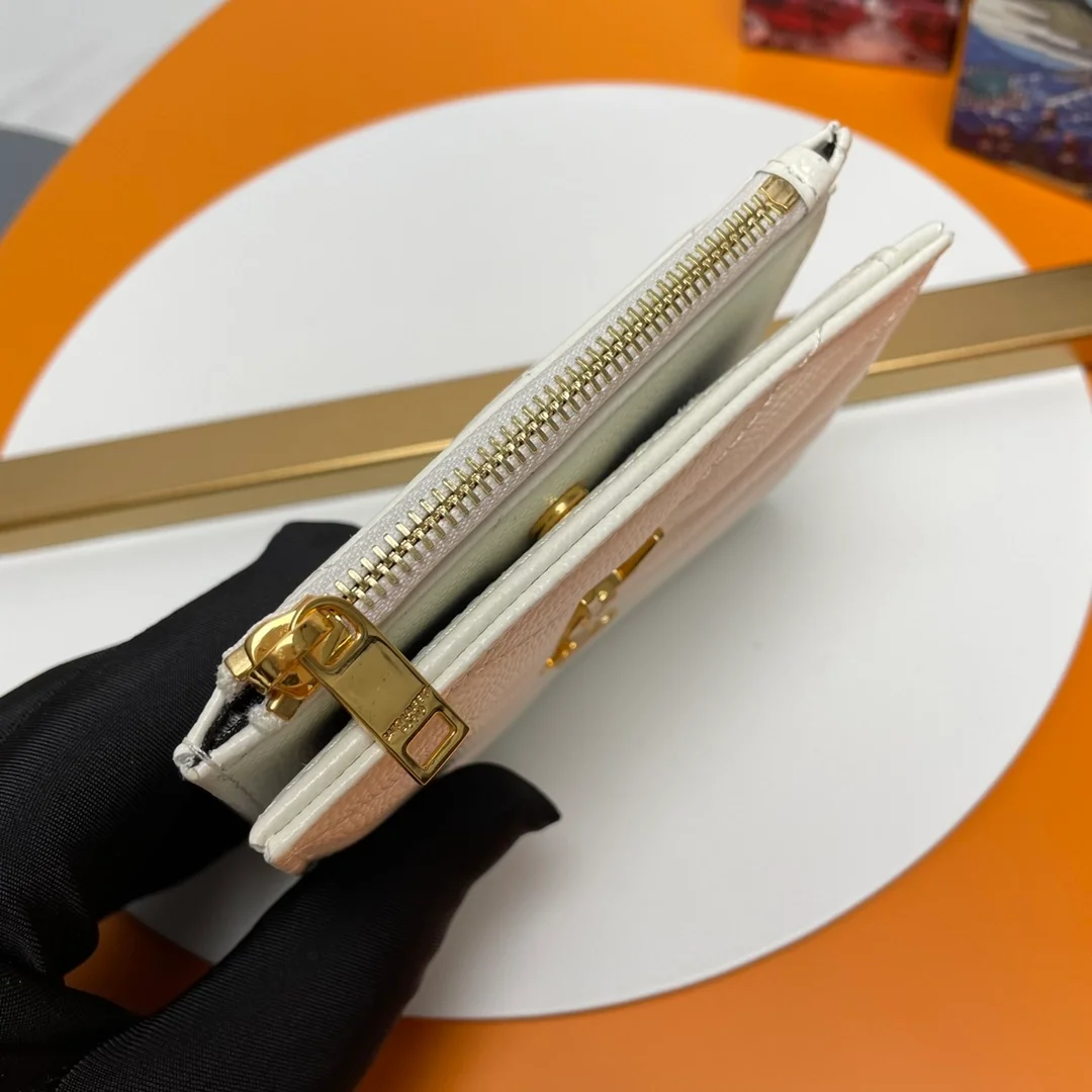 생로랑 모노그램 2단 지갑 화이트 골드