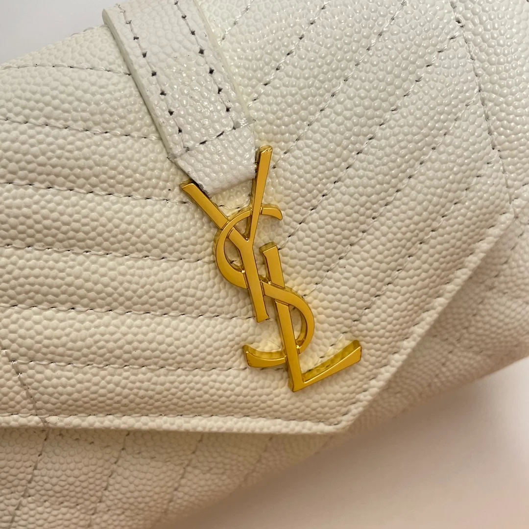 생로랑 엔벨로프 스몰 지갑 화이트 골드