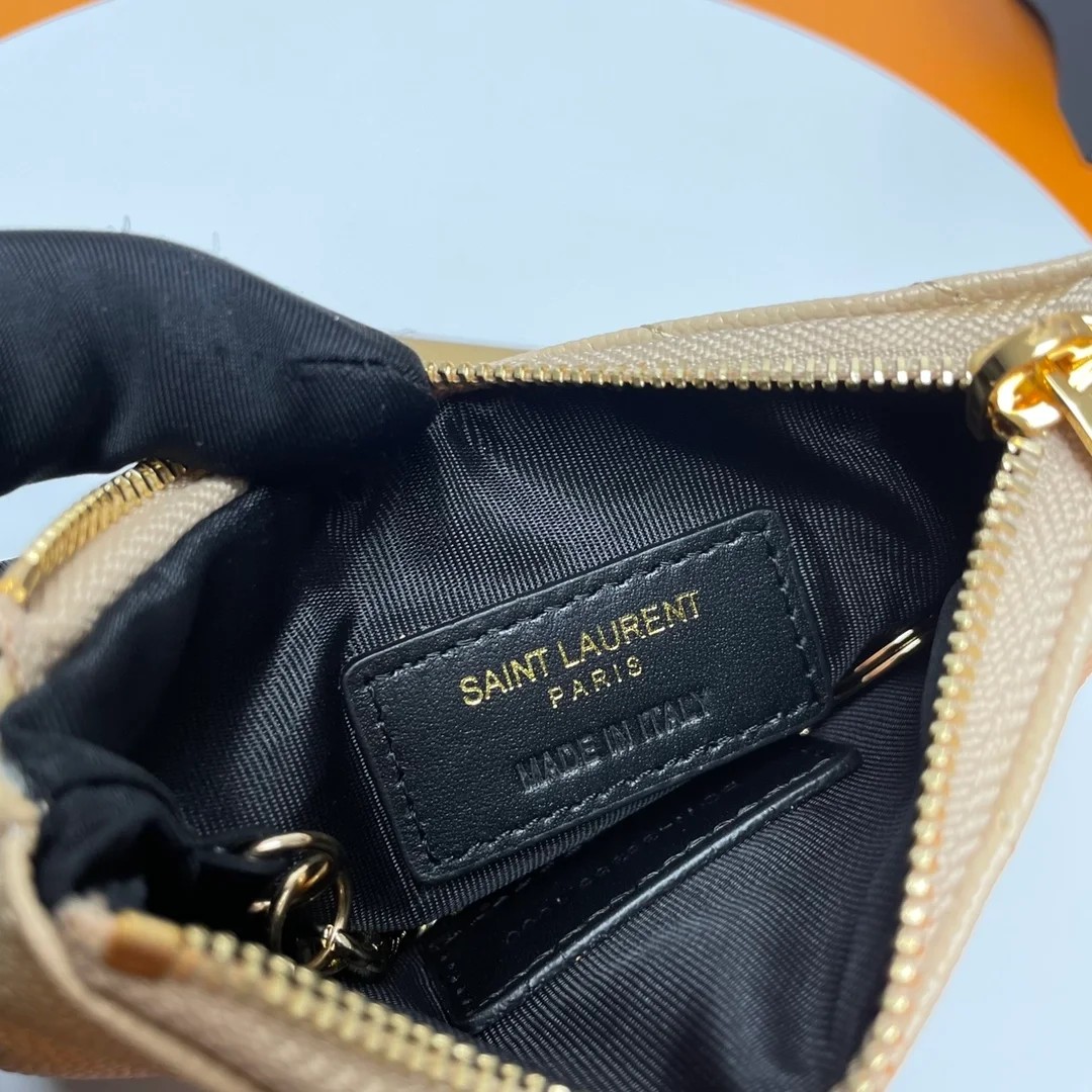 생로랑 마틀라세 프라그망 케이스 베이지 골드