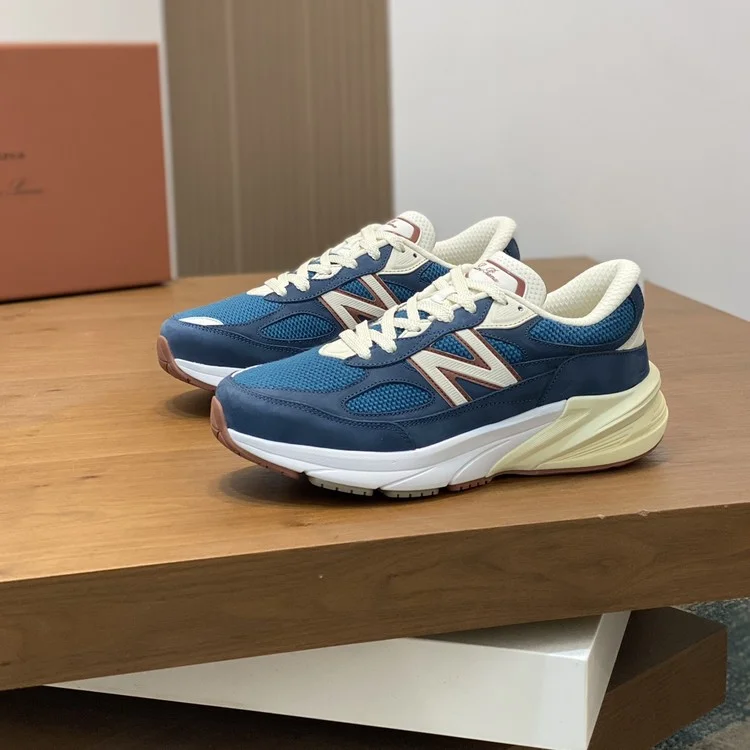 로로피아나 X 뉴발란스 990v6 메이드 인 USA