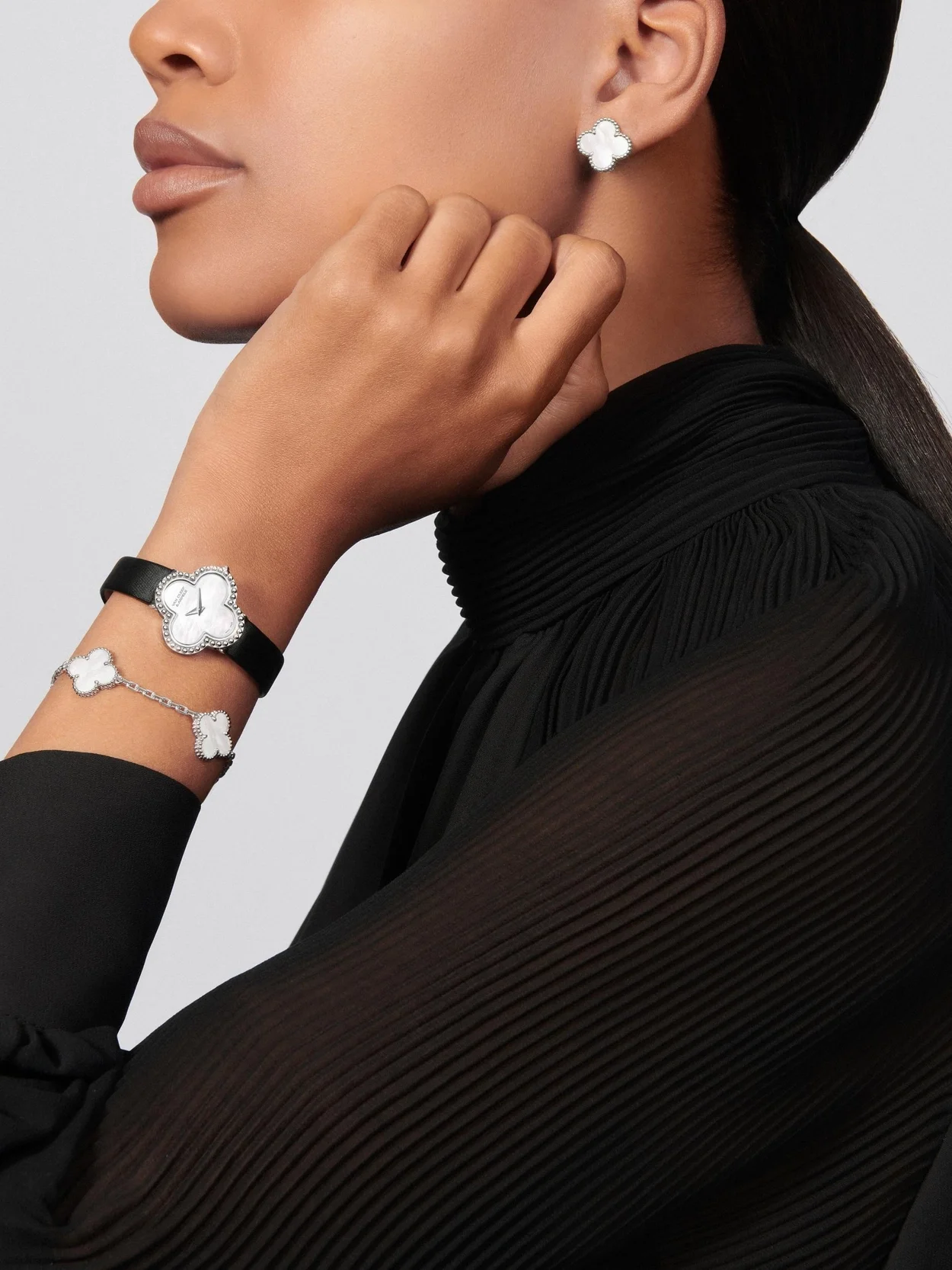 반클리프 앤 아펠 빈티지 알함브라 5 모티브 팔찌