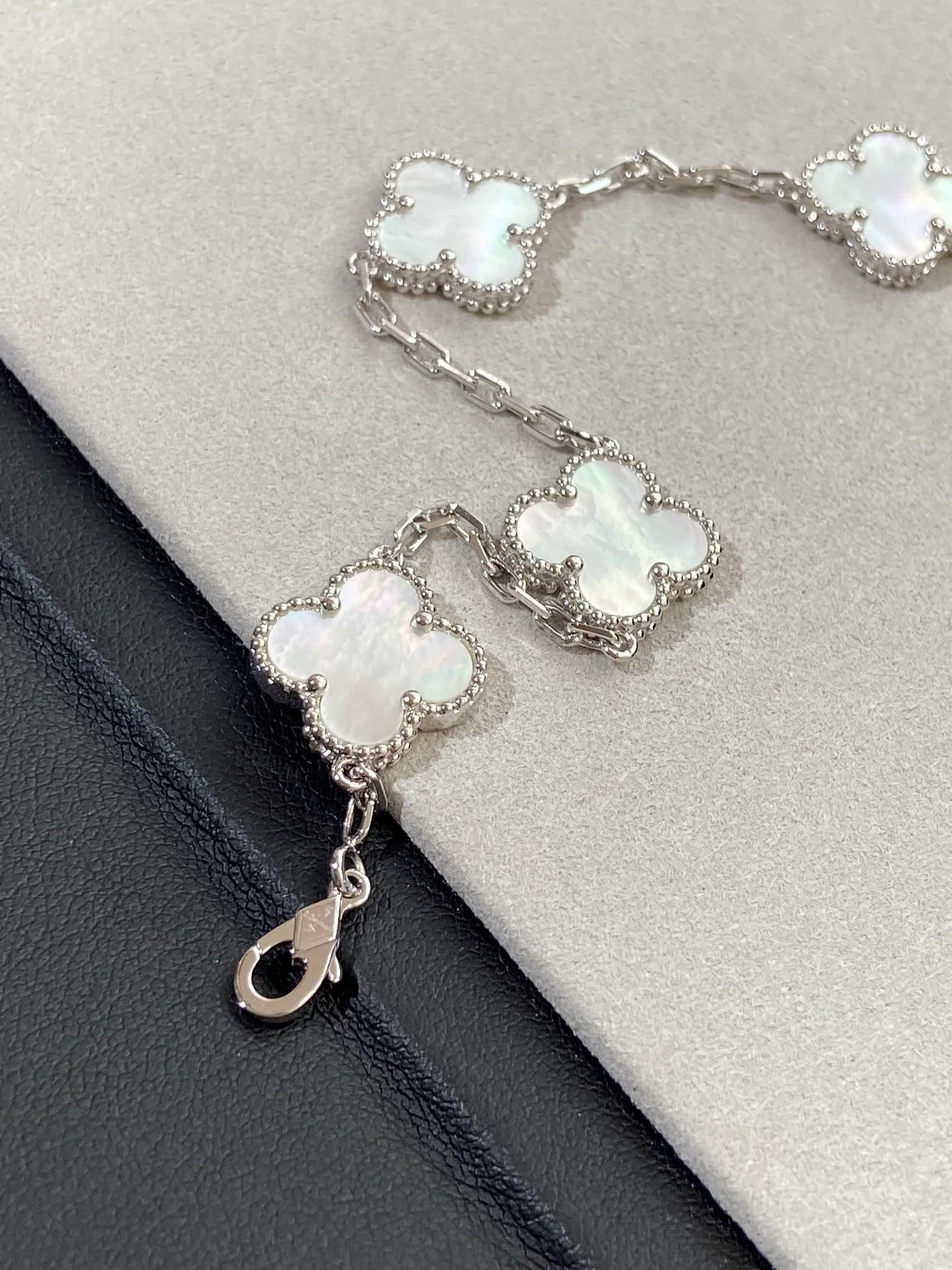 반클리프 앤 아펠 빈티지 알함브라 5 모티브 팔찌