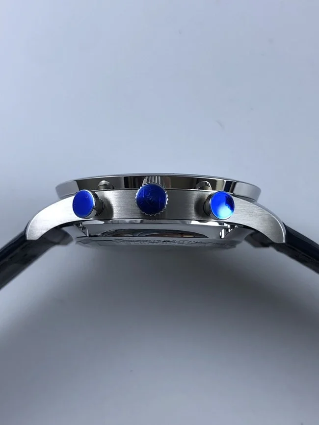 IWC 포르투기저 화이트다이얼 블루핸즈 버티컬