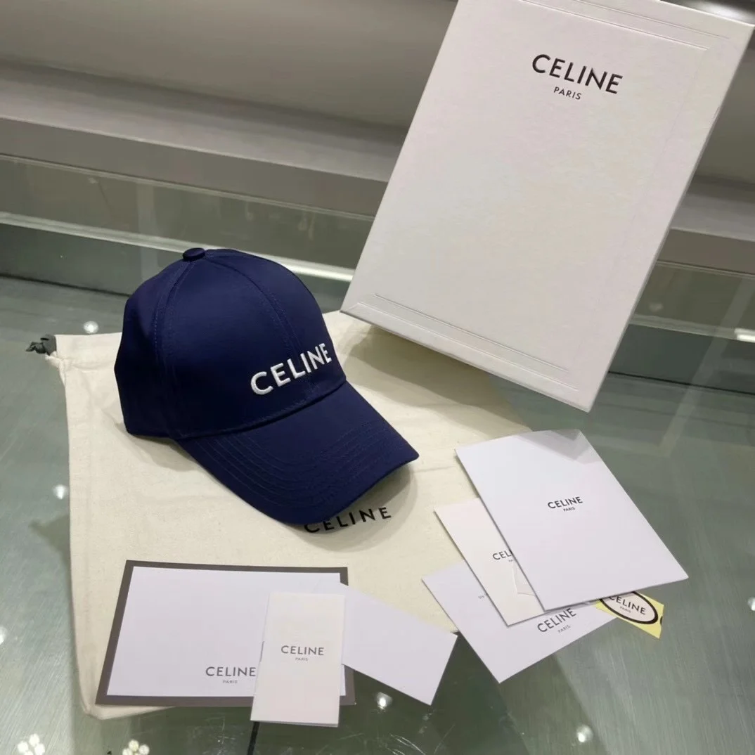 셀린느 자수 로고 코튼 베이스 볼캡 네이비