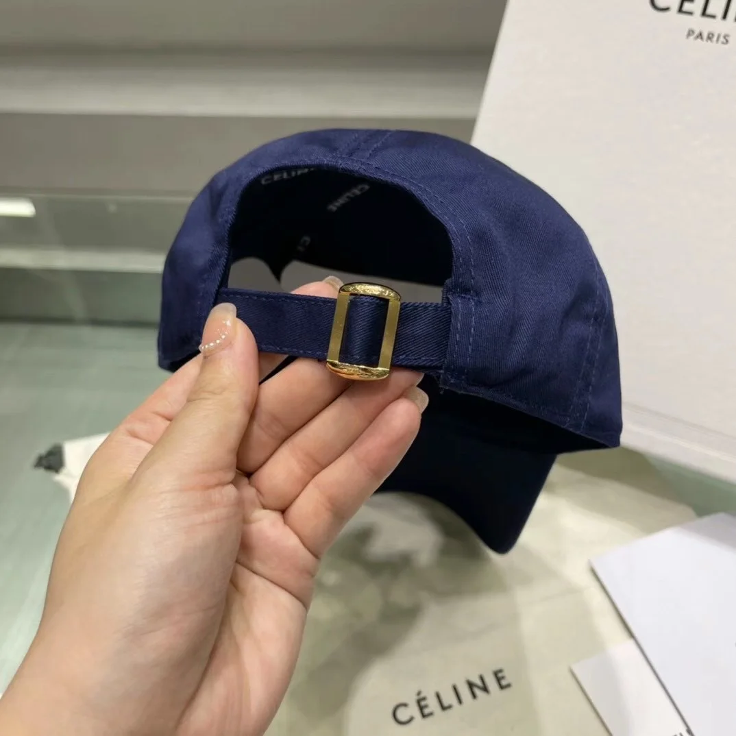 셀린느 자수 로고 코튼 베이스 볼캡 네이비