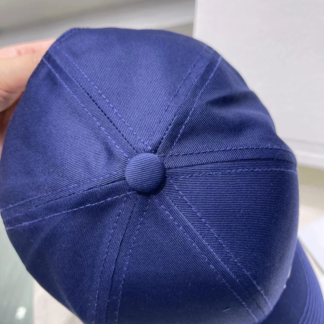 셀린느 자수 로고 코튼 베이스 볼캡 네이비