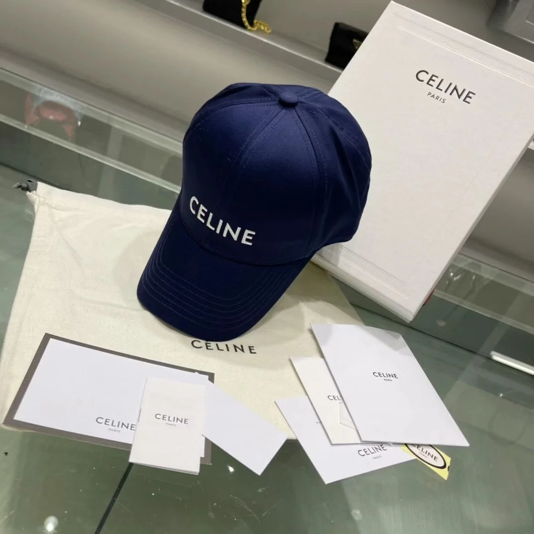 셀린느 자수 로고 코튼 베이스 볼캡 네이비