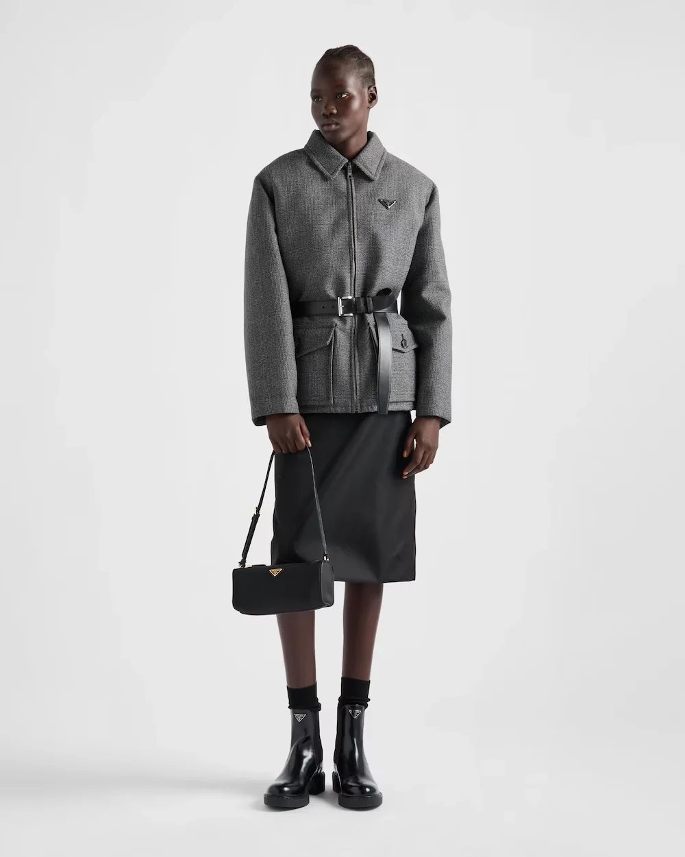 프라다 리나일론 블랙 파우치 1NE058