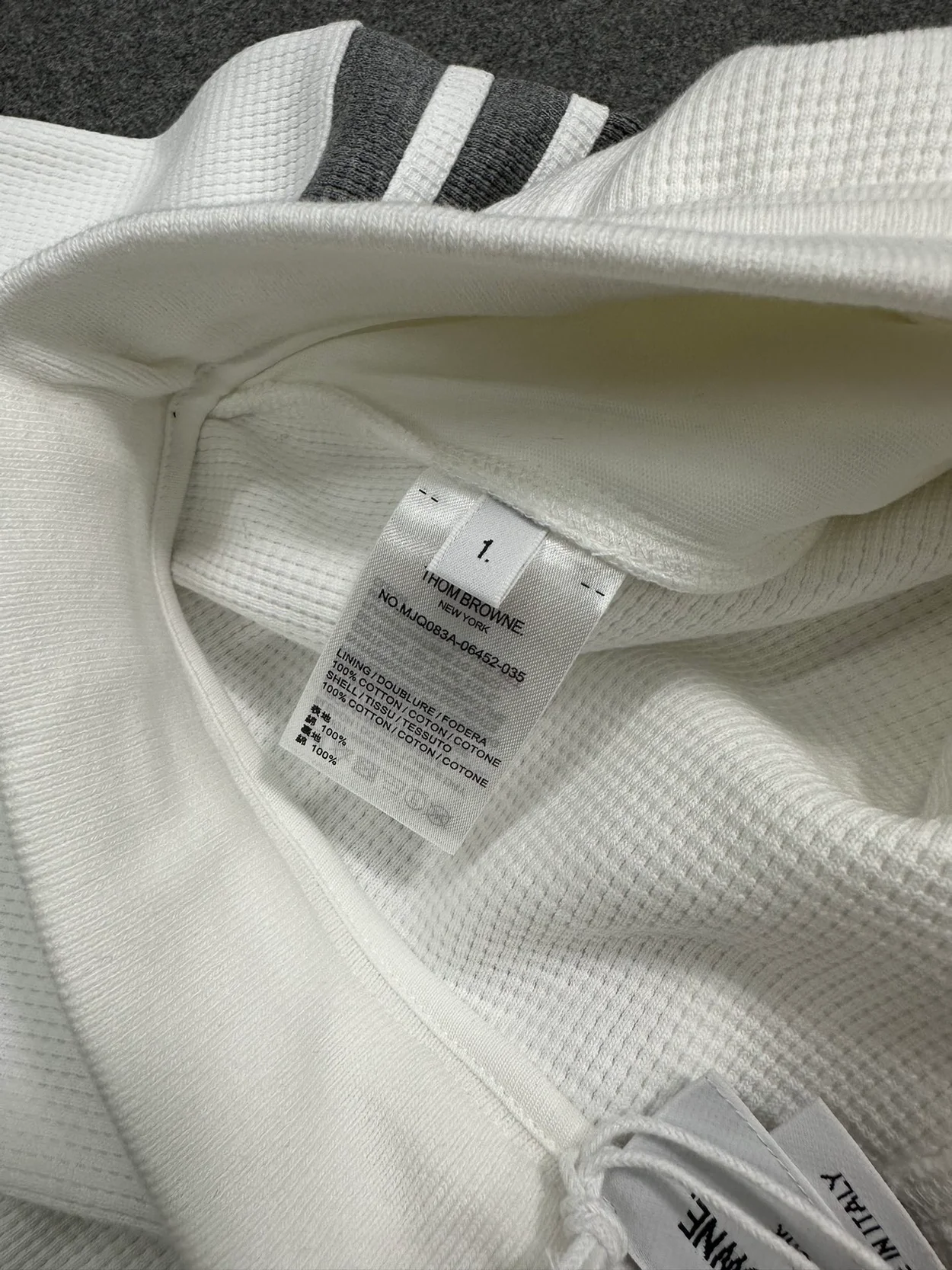 톰브라운 화이트 와플 스웨트 팬츠