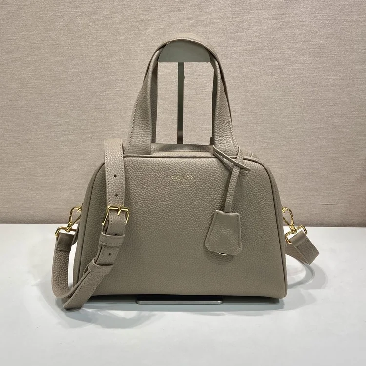 프라다 레더 토트 1BB149