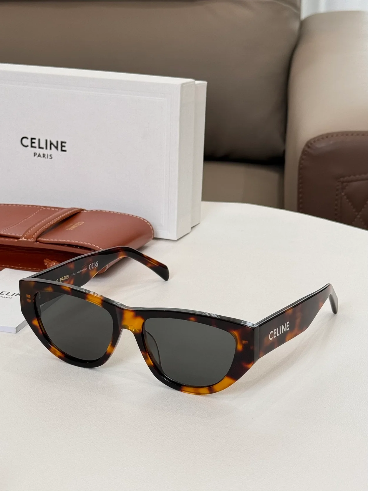 셀린느 Monochroms Cat Eye Sunglasses (5color)