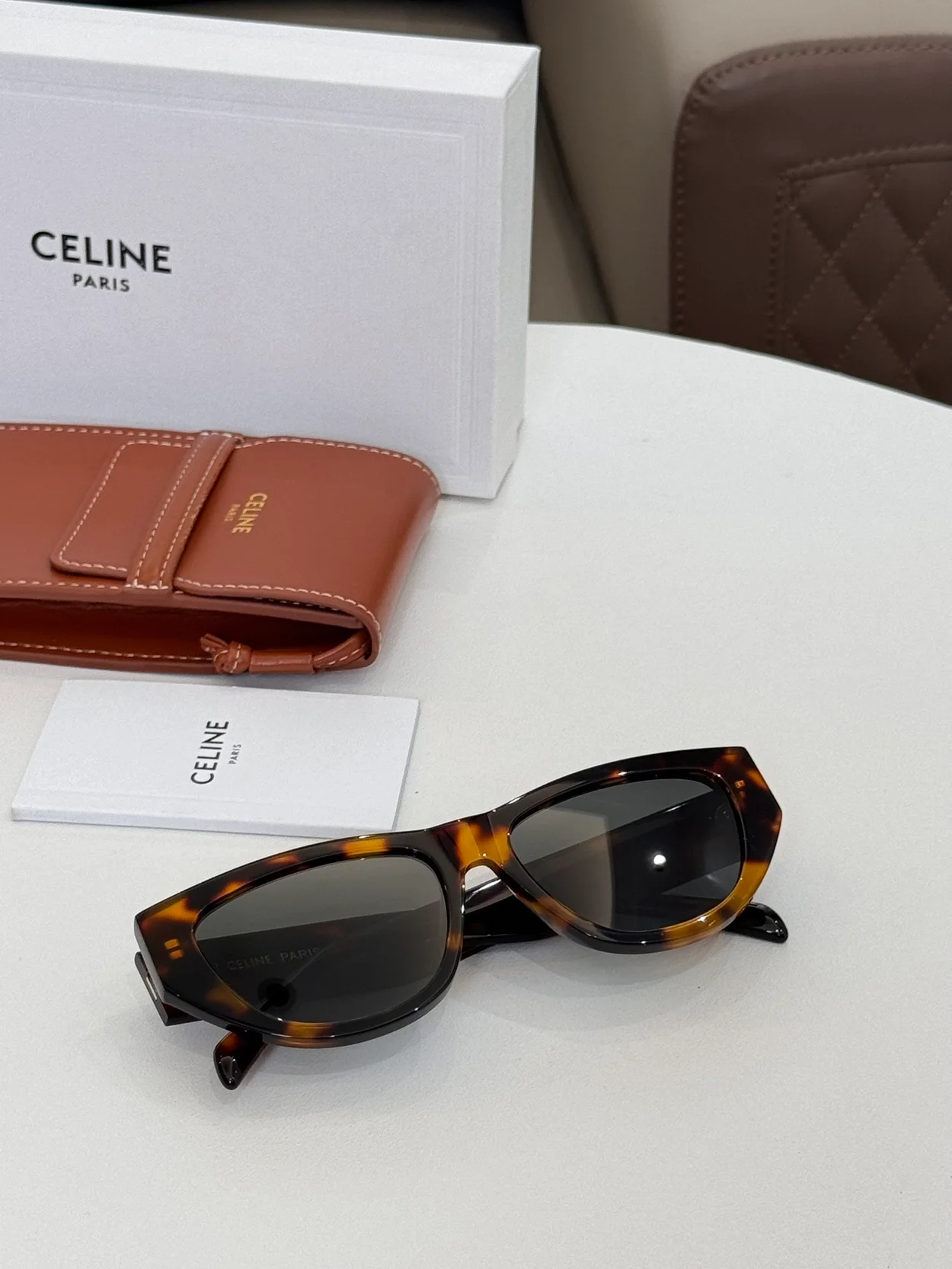 셀린느 Monochroms Cat Eye Sunglasses (5color)