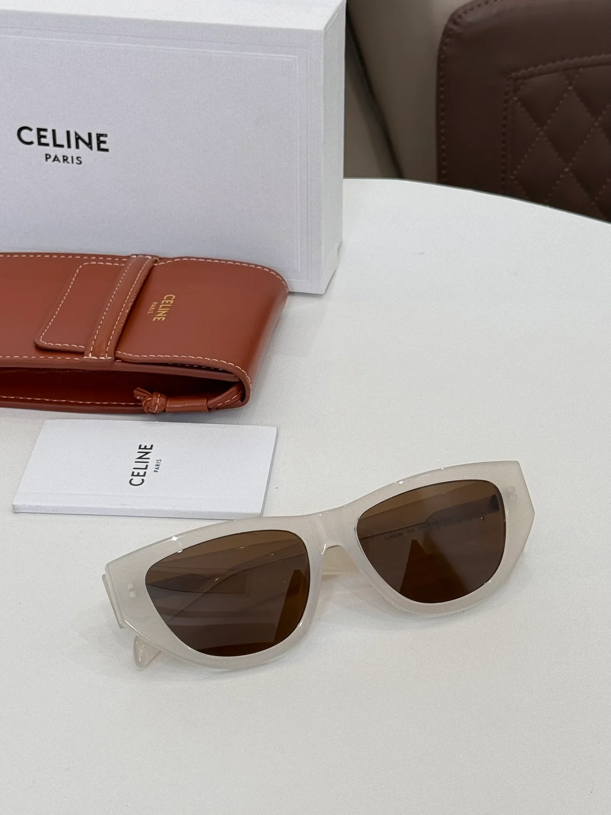 셀린느 Monochroms Cat Eye Sunglasses (5color)