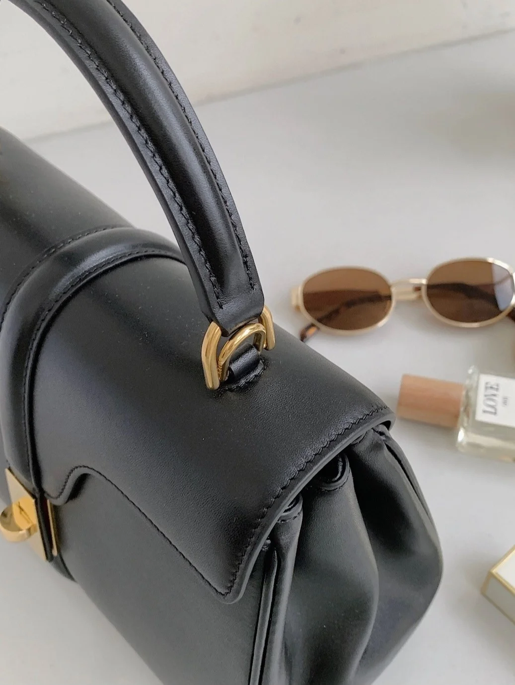 셀린느 16백 새틴 카프스킨