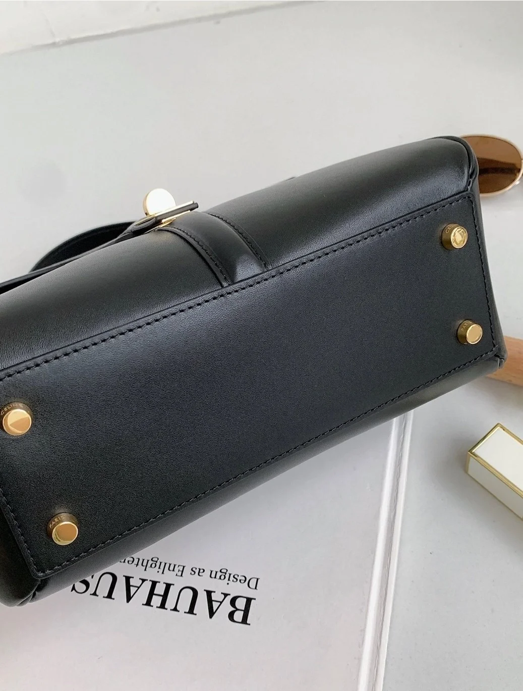 셀린느 16백 새틴 카프스킨