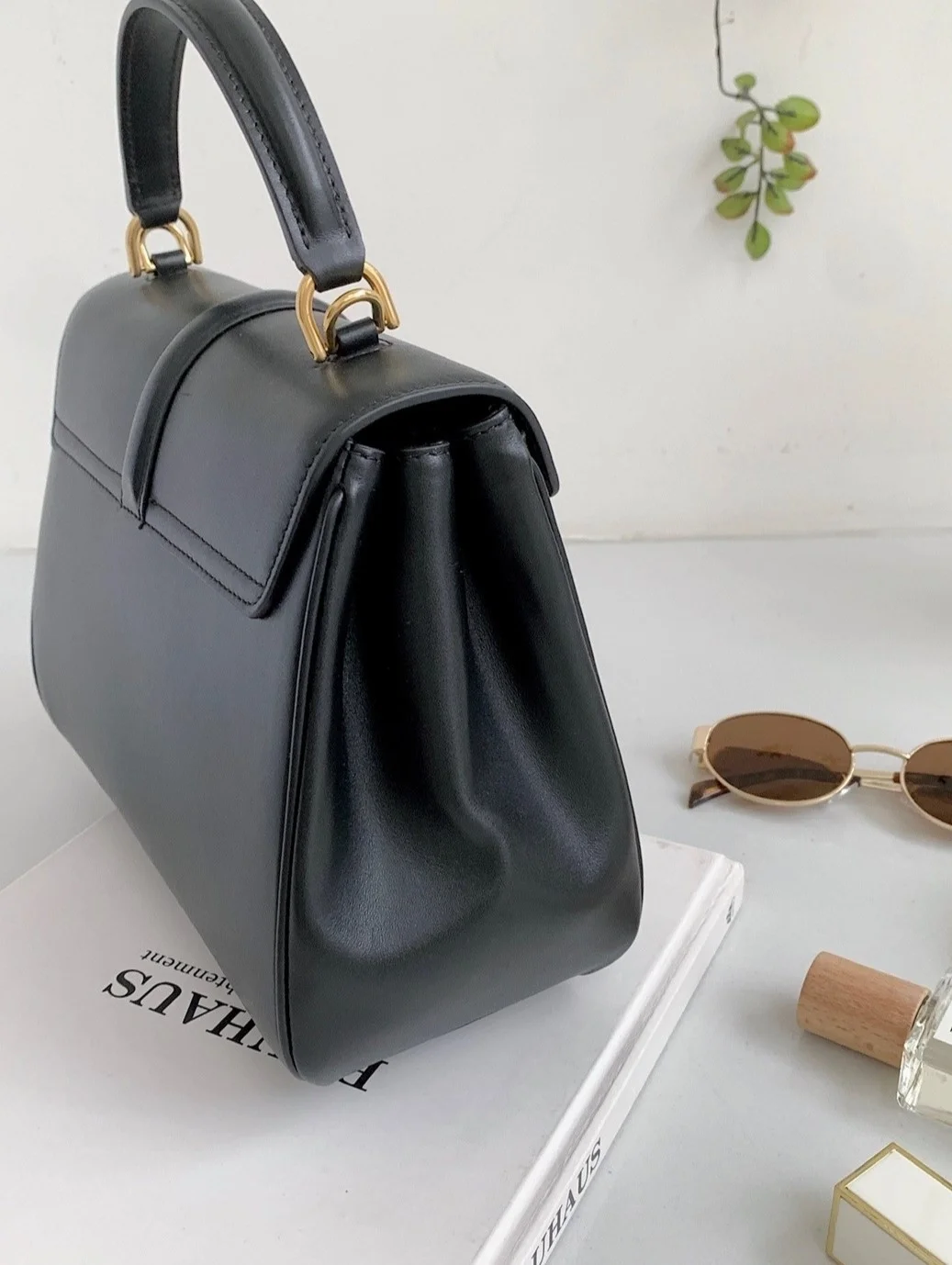 셀린느 16백 새틴 카프스킨