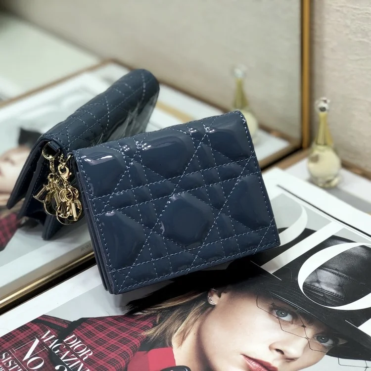 디올 레이디 반지갑