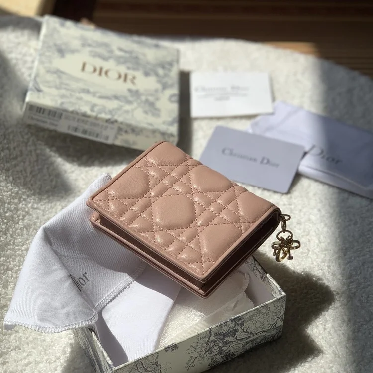 디올 레이디 반지갑