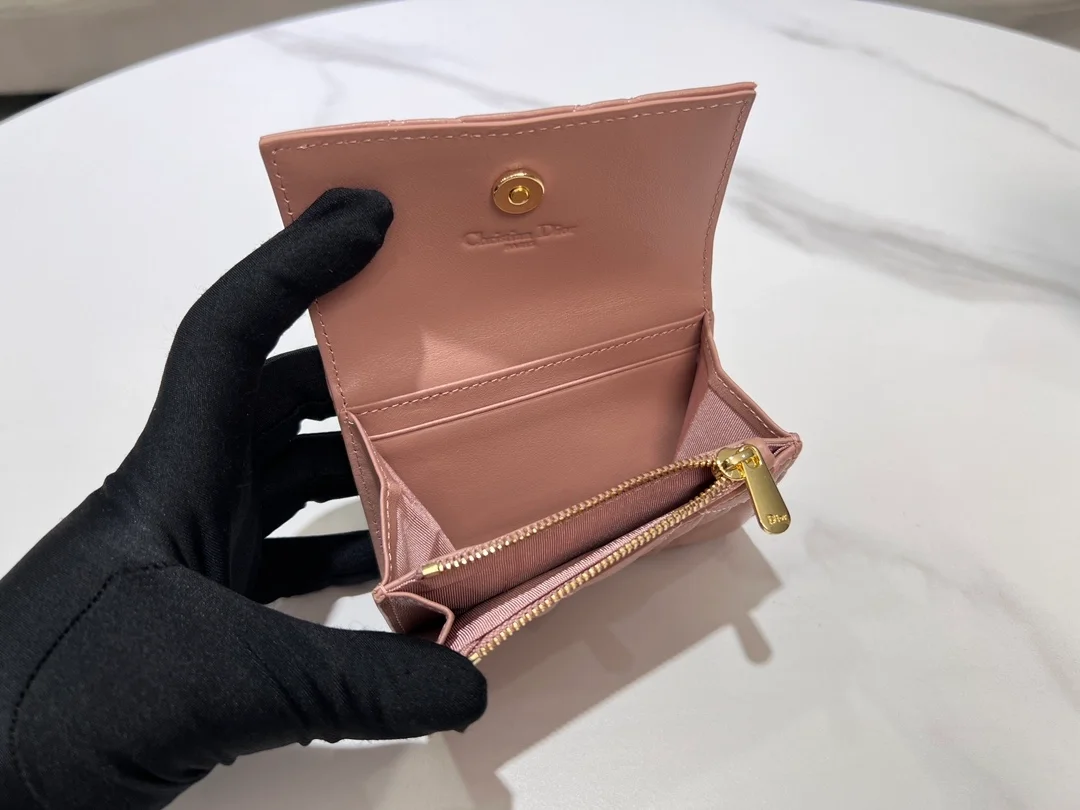 디올 MY Dior Glycine 월릿 앤틱 핑크