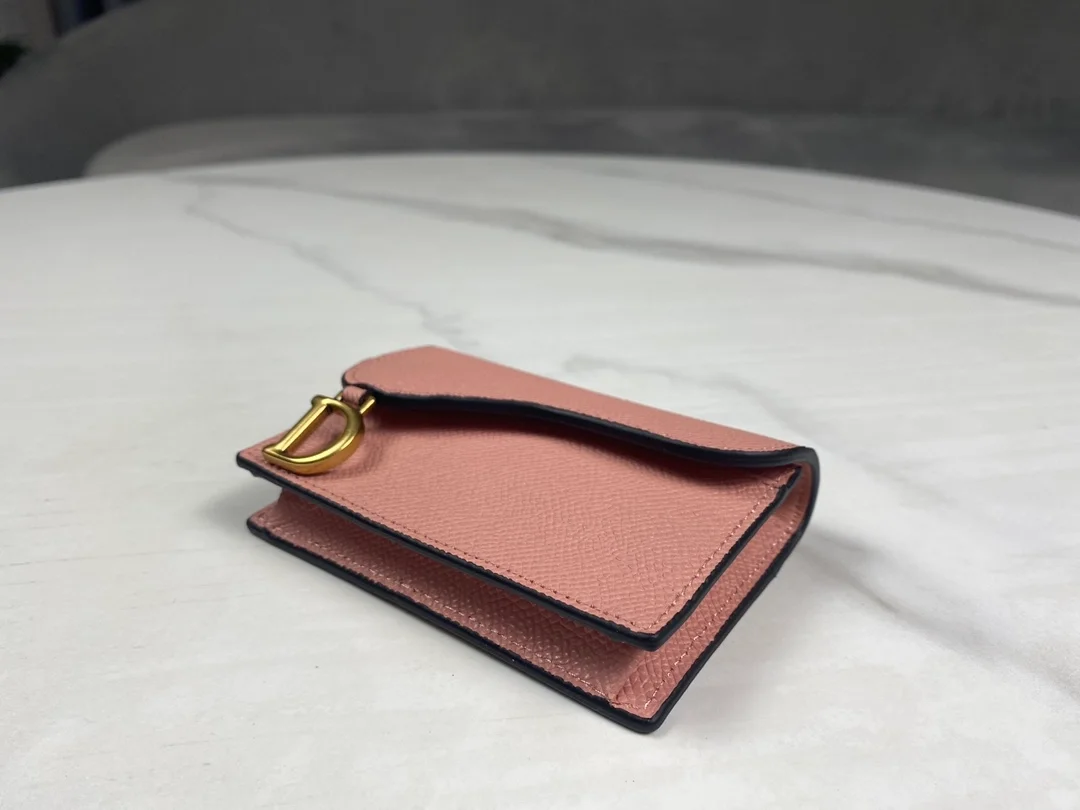 디올 새들 플랩 카드 지갑 핑크