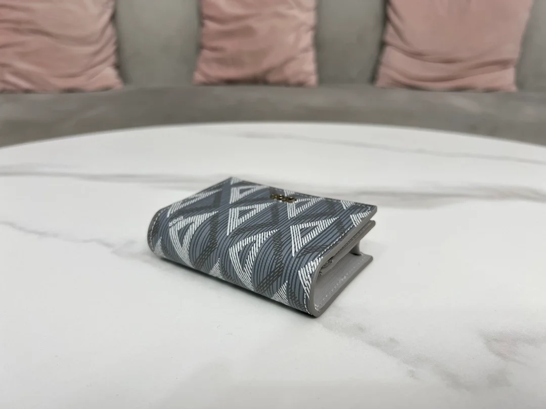 디올 다이아몬드 비즈니스 카드 지갑 그레이