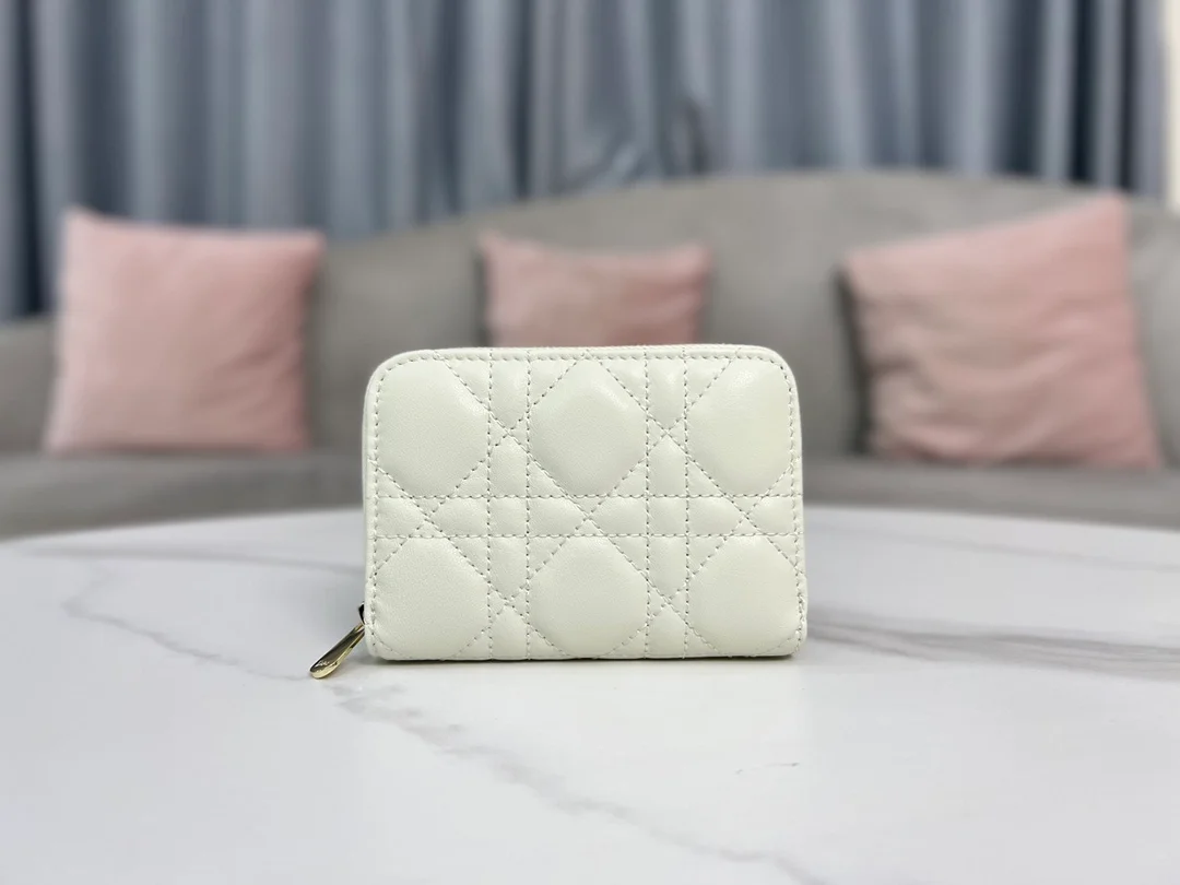 디올 레이디 VOYAGEUR 스몰 동전 지갑 화이트