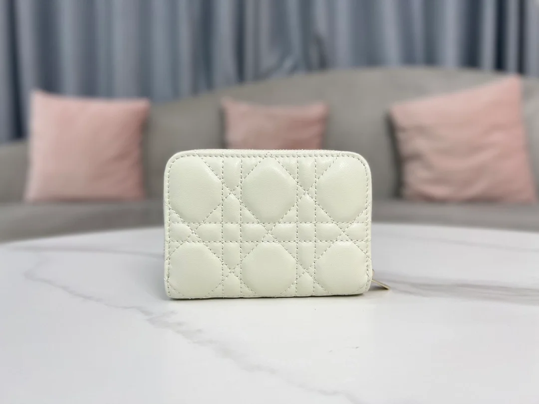 디올 레이디 VOYAGEUR 스몰 동전 지갑 화이트