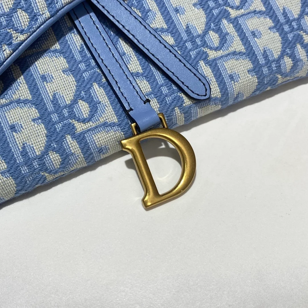 디올 오블리크 새들 장지갑 블루