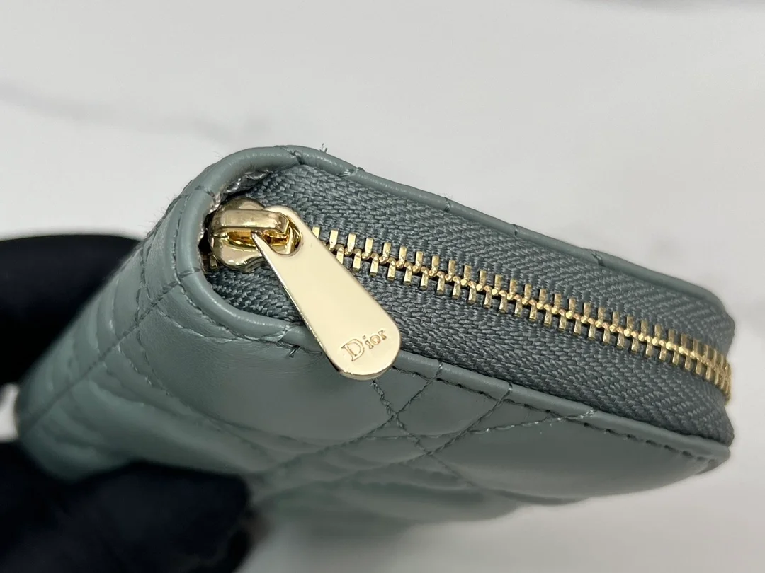 디올 레이디 VOYAGEUR 스몰 동전 지갑 그레이