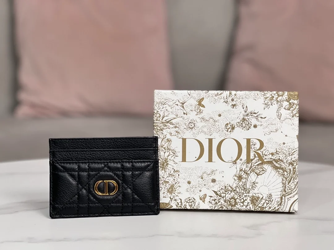 디올 카로 5-슬롯 카드 지갑 블랙