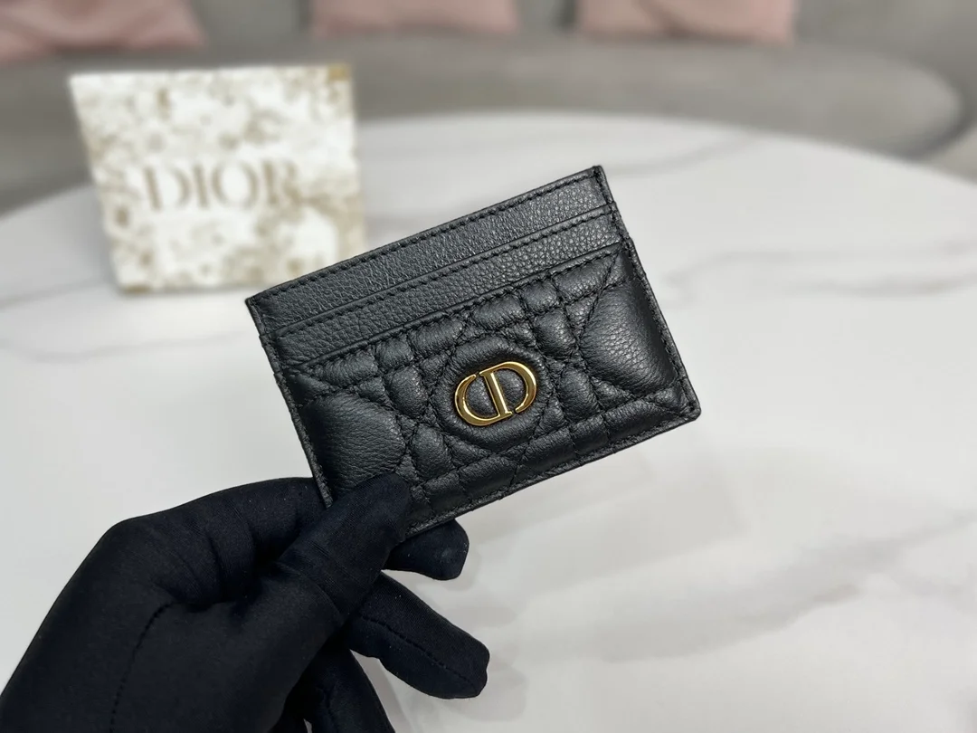 디올 카로 5-슬롯 카드 지갑 블랙