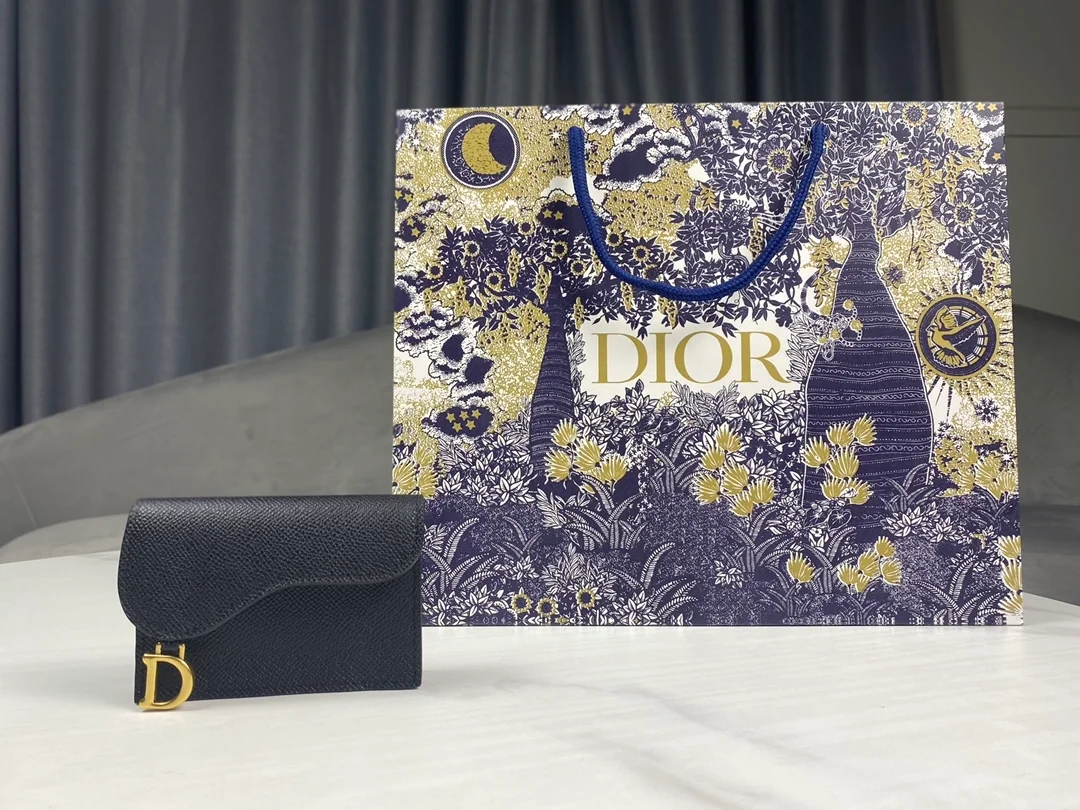 디올 새들 플랩 카드 지갑 블랙