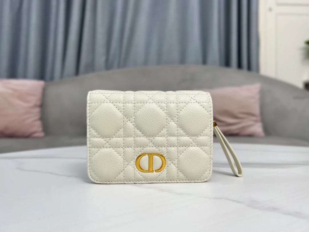 디올 카로 컴팩트 지퍼 지갑 화이트