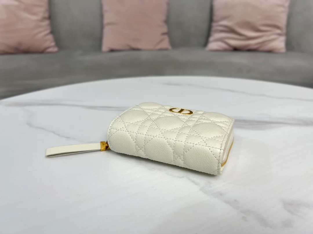 디올 카로 컴팩트 지퍼 지갑 화이트