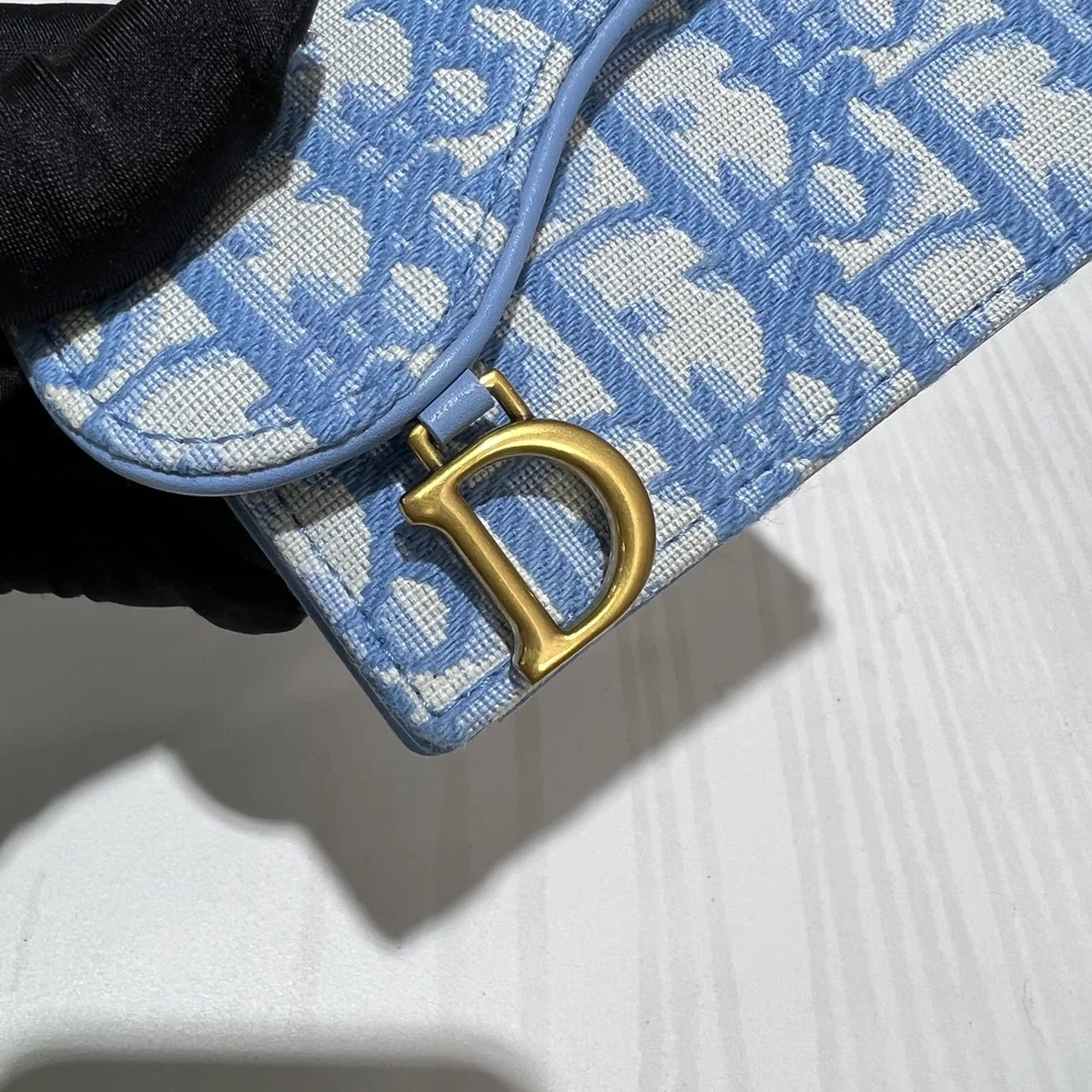 디올 새들 플랩 카드 지갑 블루