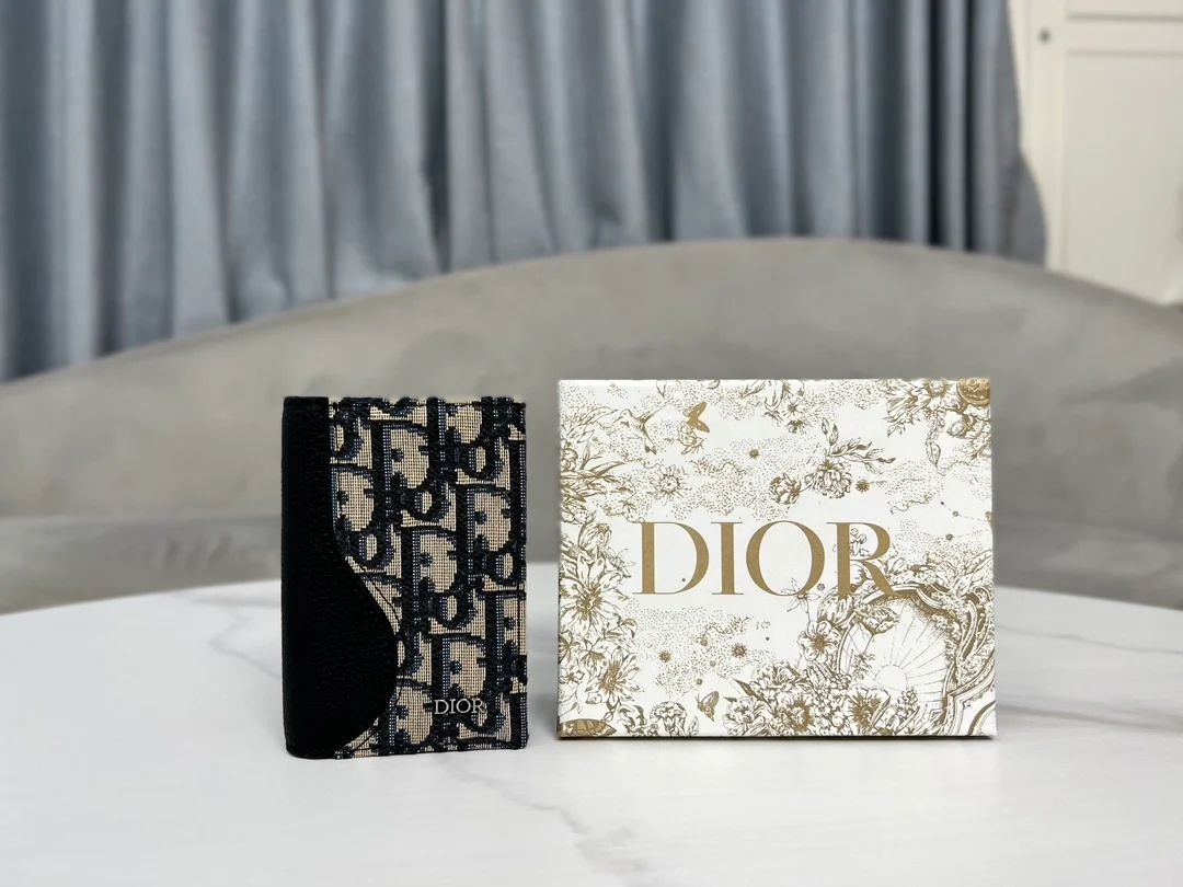 디올 새들 2단 카드 지갑 베이지