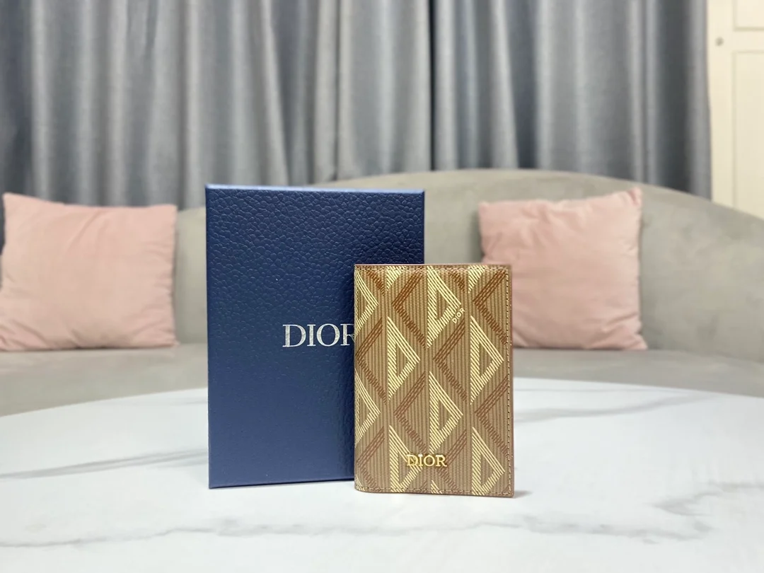 디올 2단 카드 홀더 브라운