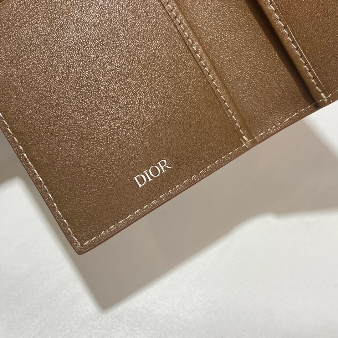 디올 2단 카드 홀더 브라운