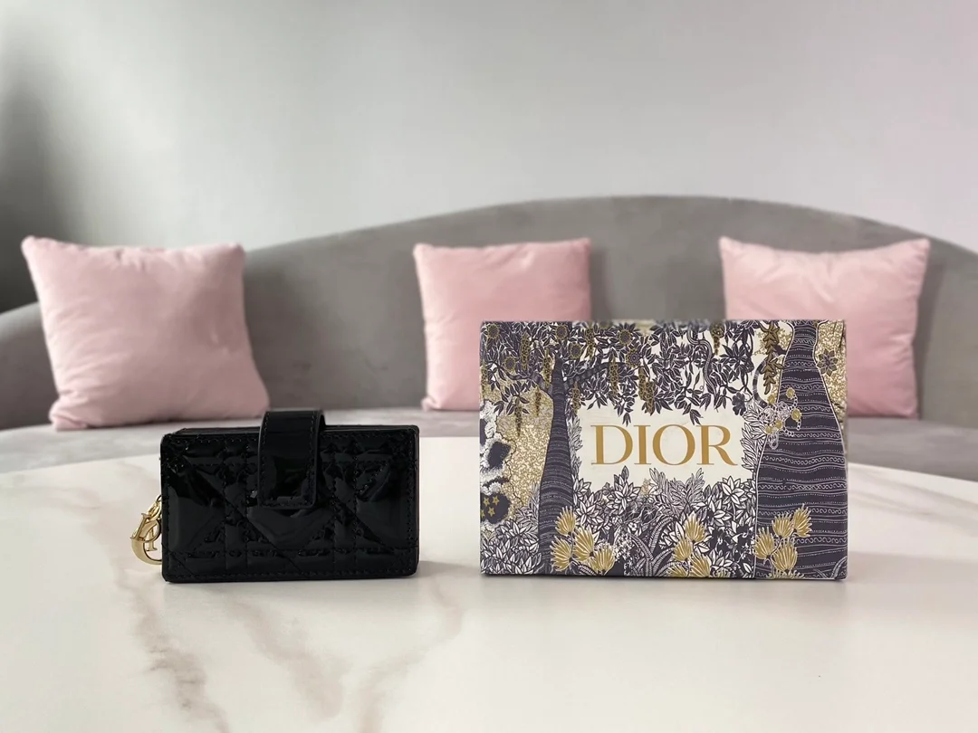 디올 레이디 5-포켓 카드 지갑 블랙