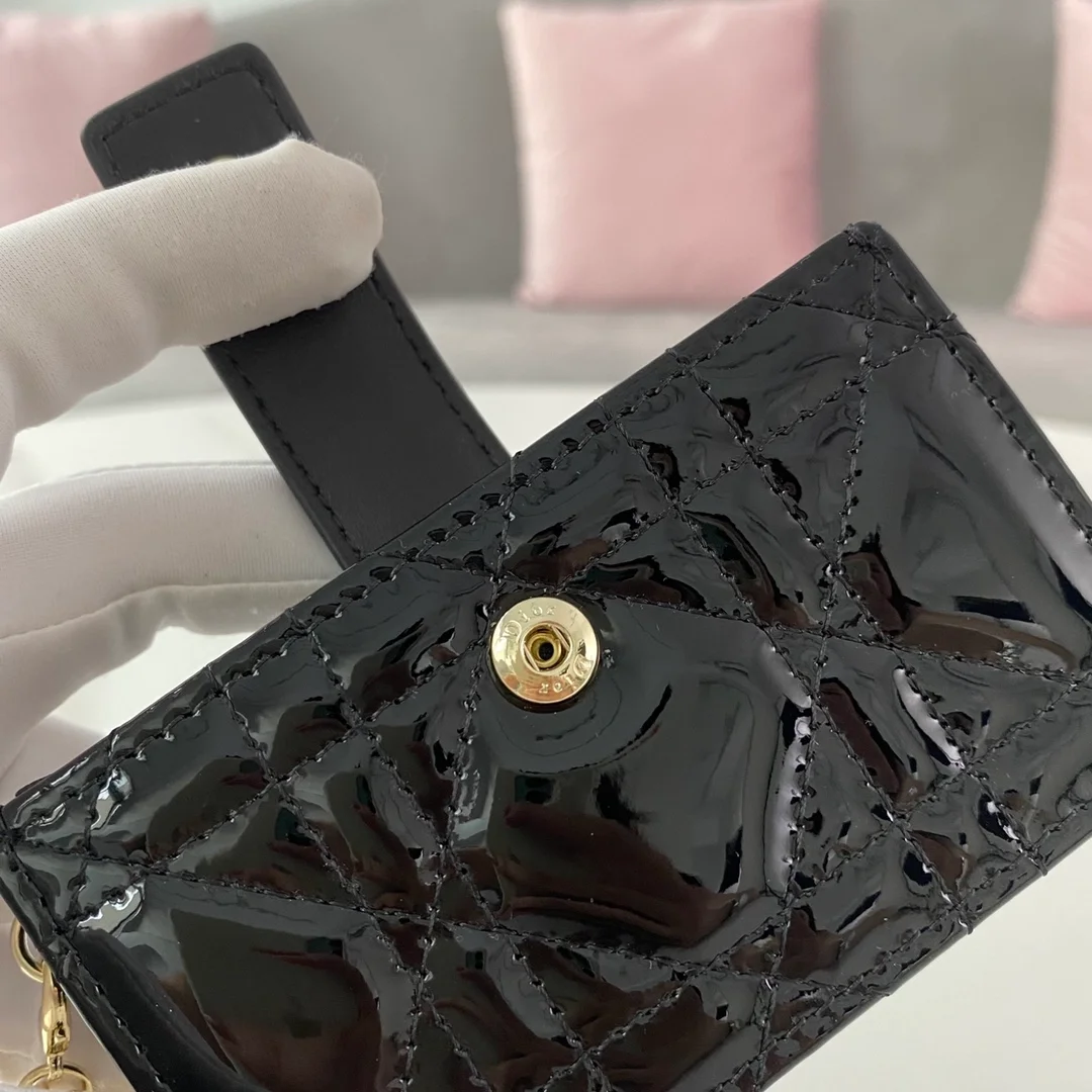 디올 레이디 5-포켓 카드 지갑 블랙